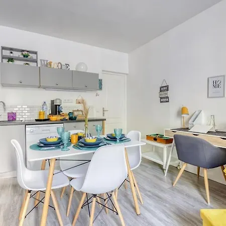 Apartment Escale A Paris Metro & Parking Saint-Ouen (Seine-Saint-Denis)
