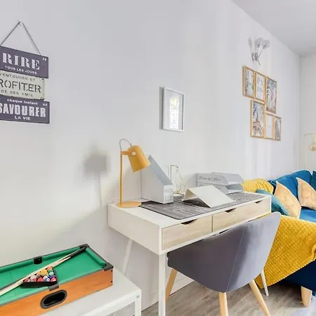 Escale A Paris Metro & Parking Apartment *