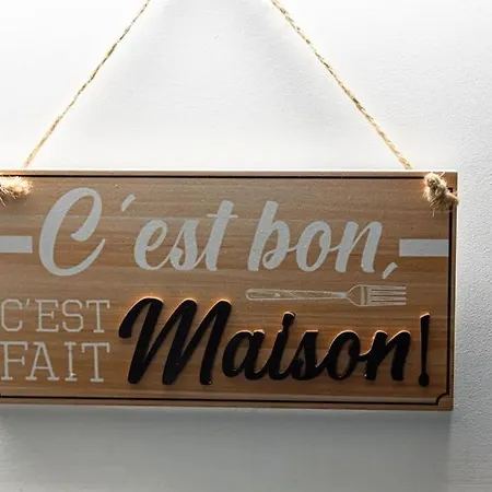 Escale A Paris Metro & Parking Apartment